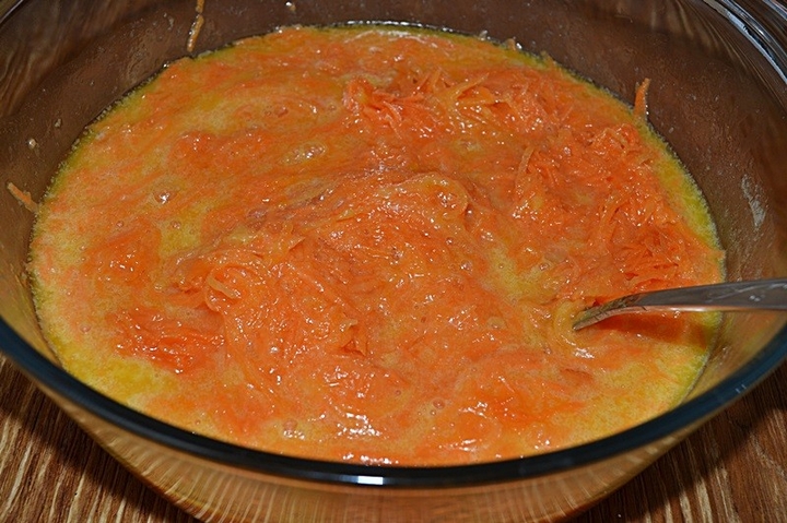 Рецепт: Морковный ореховый пирог