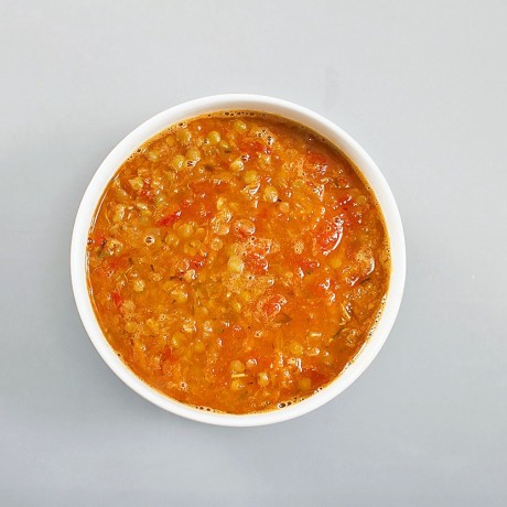 Чечевичный суп с томатами
