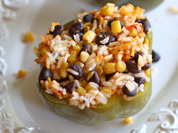 2012-02-22-slow-cooker-stuffed-peppers-pepper1-580